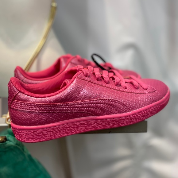 Puma Shoes - *NEW* Puma Women's Basket Future Minimal 8 Pink